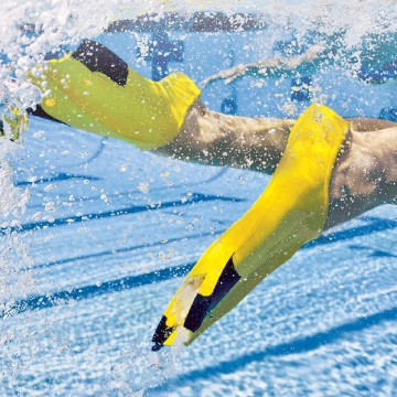 Yellow short blade training adult diving fins