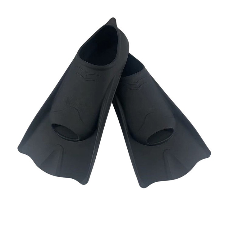 High toughness short silicone adult diving fins