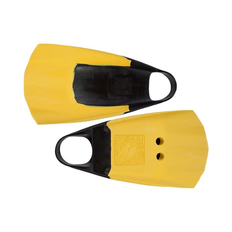 Lightweight natural rubber adult diving fins