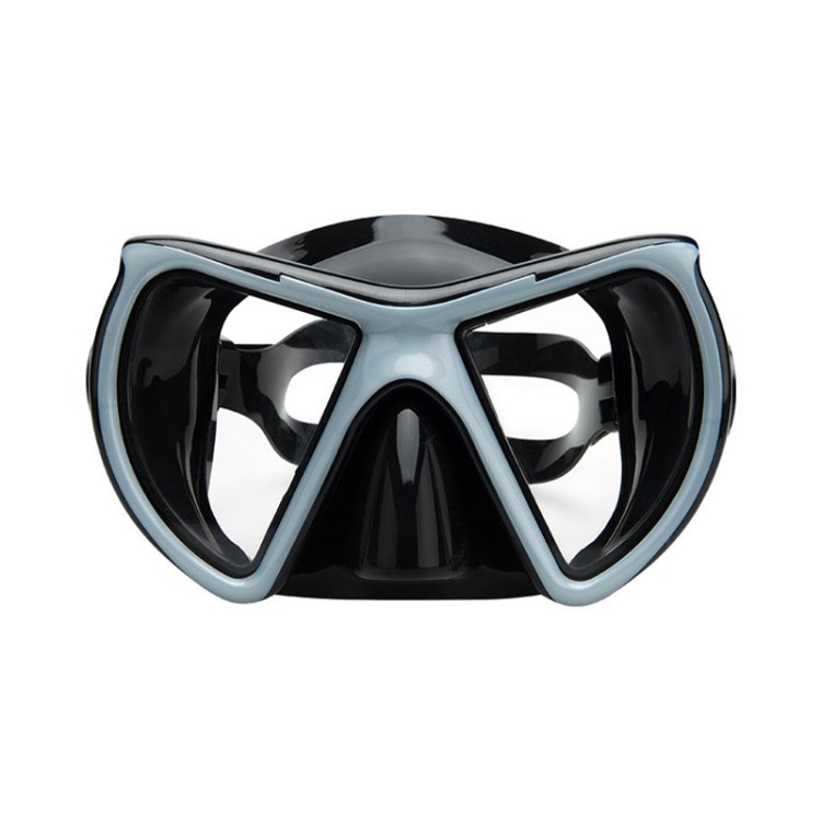 Comfortable and wide field of view adult diving mask