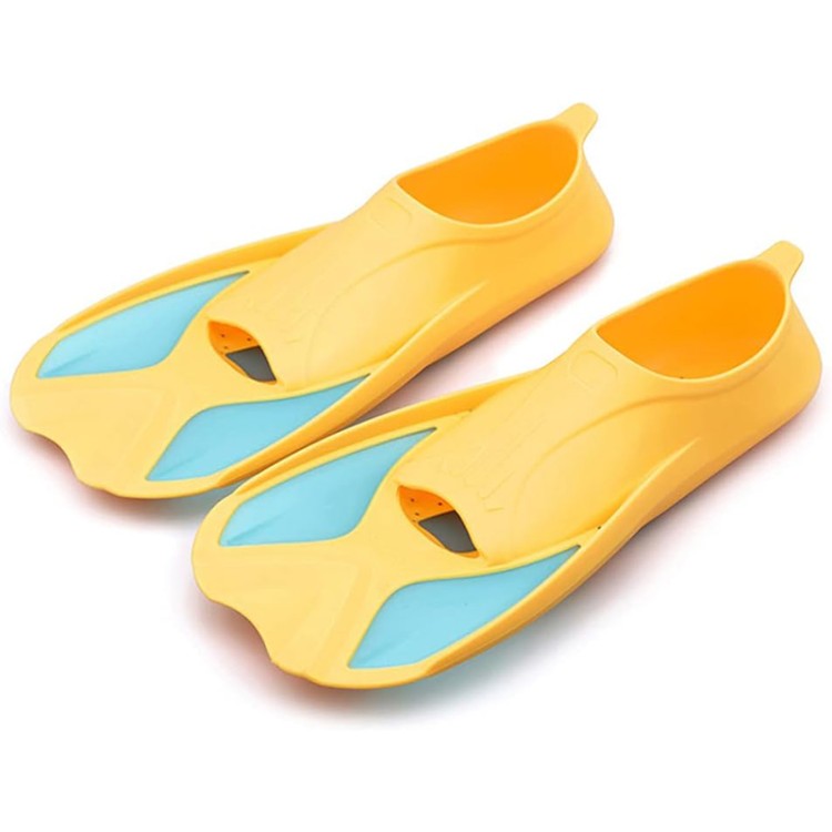Comfortable and non-slip short children's diving fins