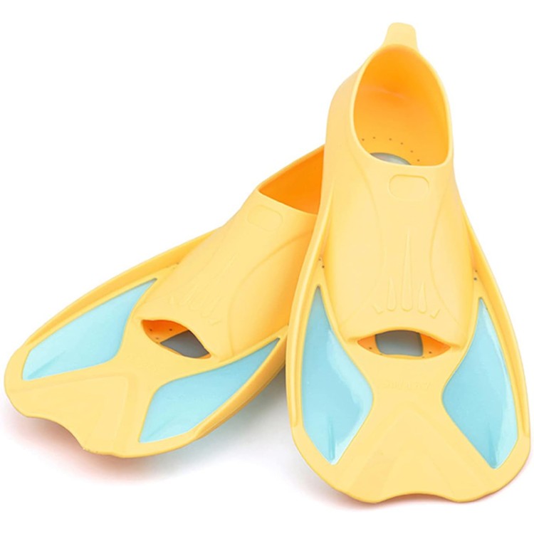 Comfortable and non-slip short children's diving fins