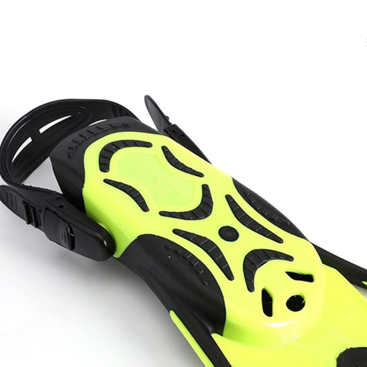 Streamlined design adjustable children's diving fins