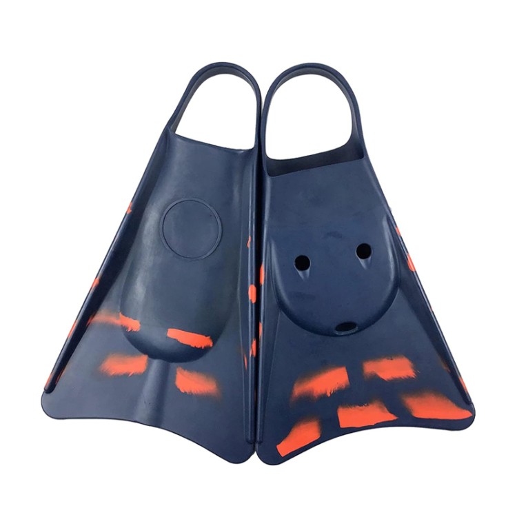 Short blade hydrodynamic children's diving fins