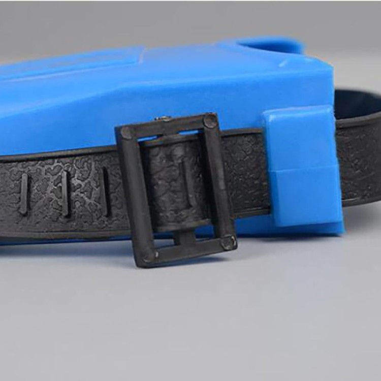 Streamlined adjustable short children's diving fins