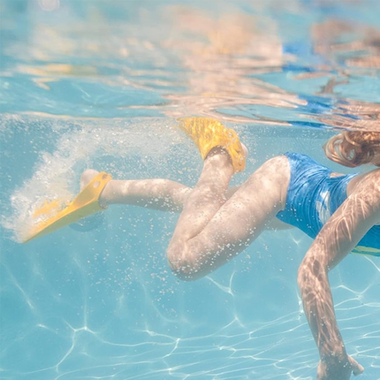 Yellow soft rubber children's diving fins